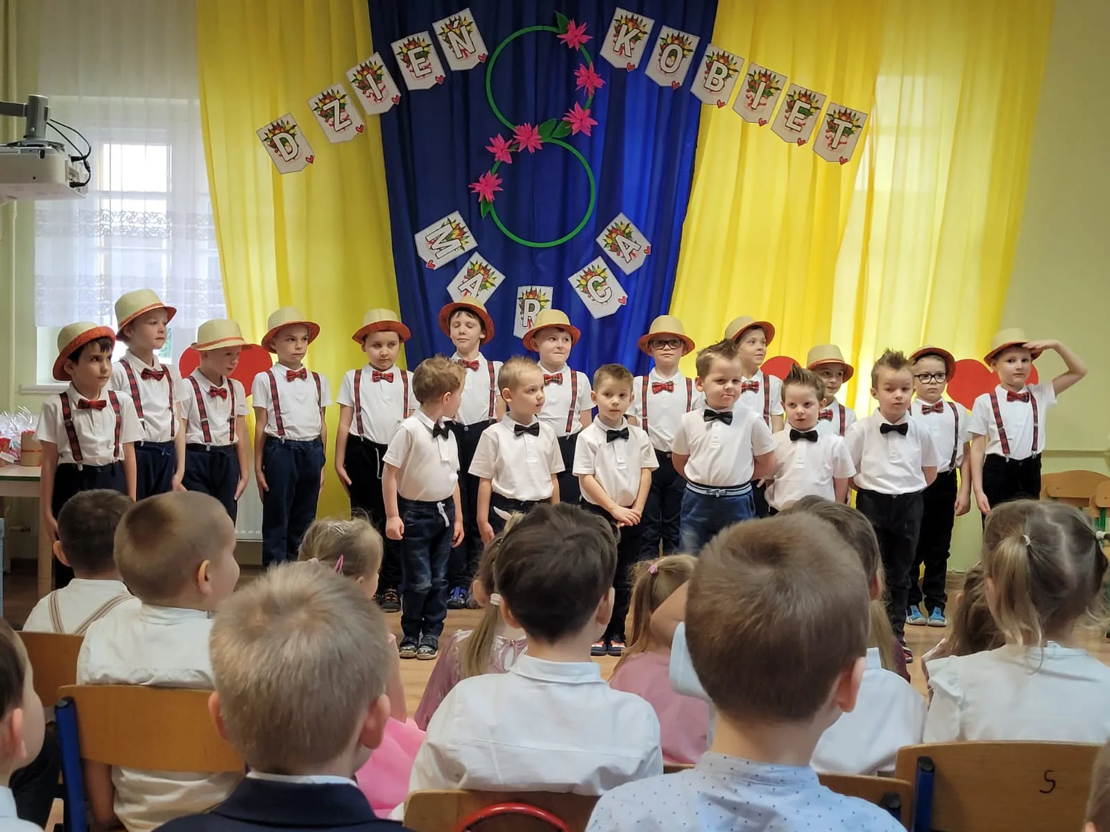 Dzień Kobiet - zdjęcie 1 z 4